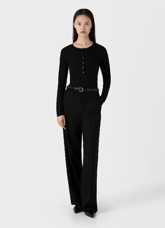 Take Advantage Women's Wool Flannel Trouser in Black